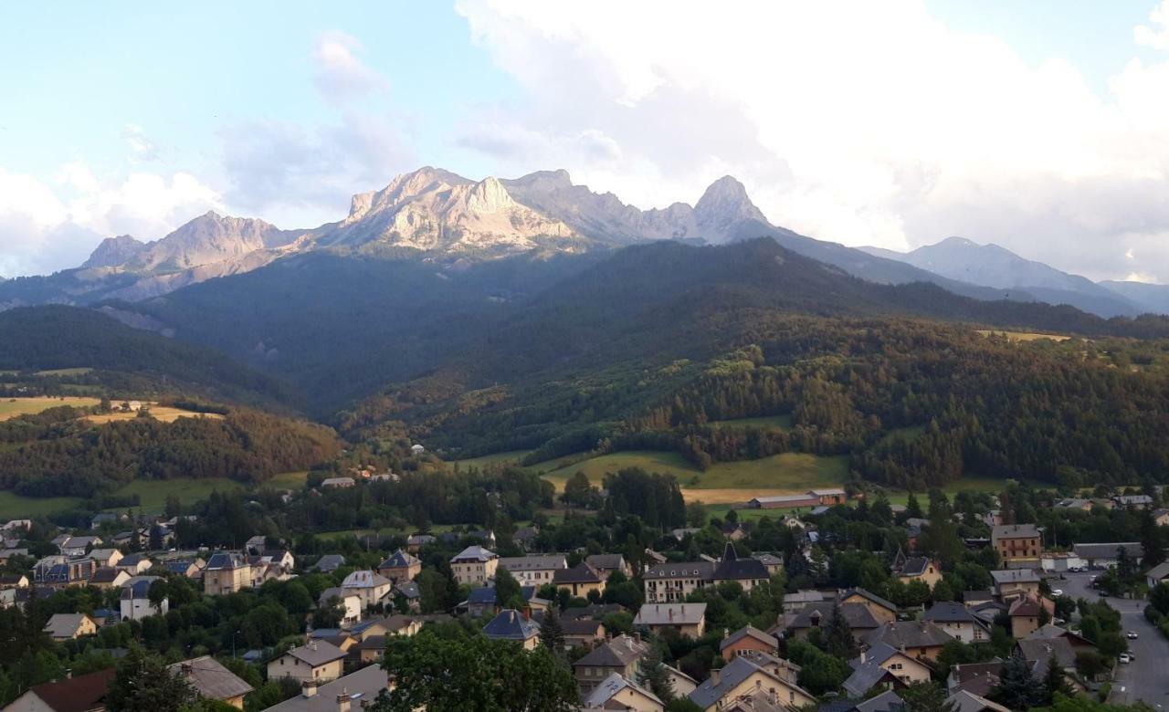 Ubaye Liberty Apartment บาร์เซอลอนเน็ต ภายนอก รูปภาพ